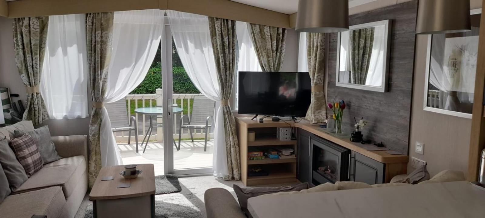Belfry 2 - Luxury Spacious Family Caravan Camping Edinburgh